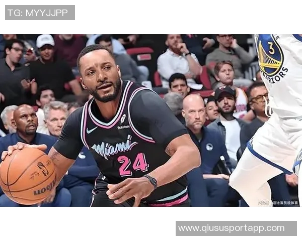 波杰姆在30分钟内多次砍下20分5篮板5助攻并命中5个三分追平库里勇士队史第二人