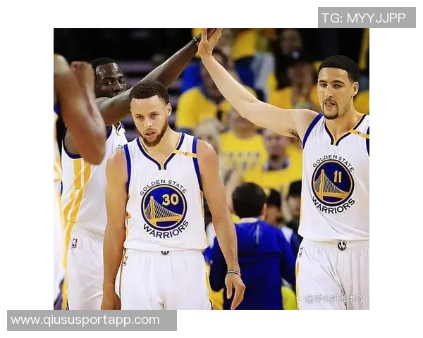 库里表现起伏不定末节失误致球队失利27分6板4助难掩遗憾