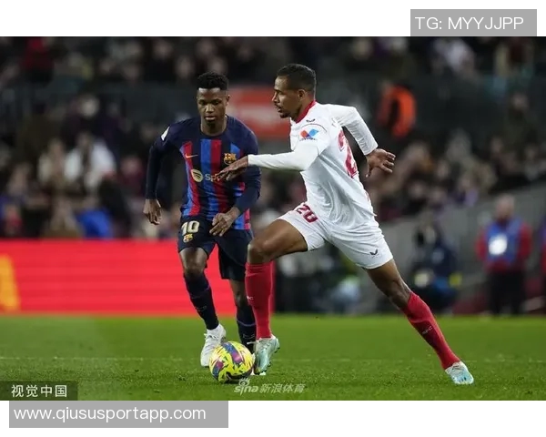 拉菲尼亚在社交媒体上向阿尔巴致敬表达曾共战的荣幸与感激之情