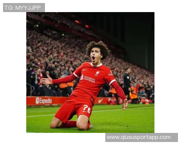 库杜斯在对阵利兹联时六次过人全成功成为2024年英超新星 库杜斯在对阵利兹联时六次过人全成功成为2024年英超新星